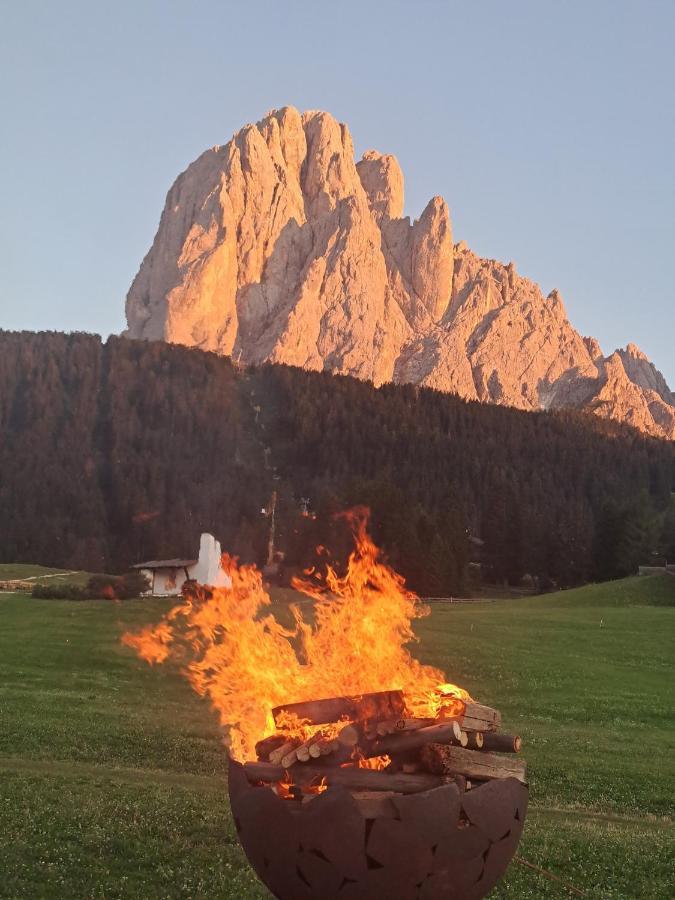 Residence Hotel Casa Metz Santa Cristina Val Gardena Luaran gambar